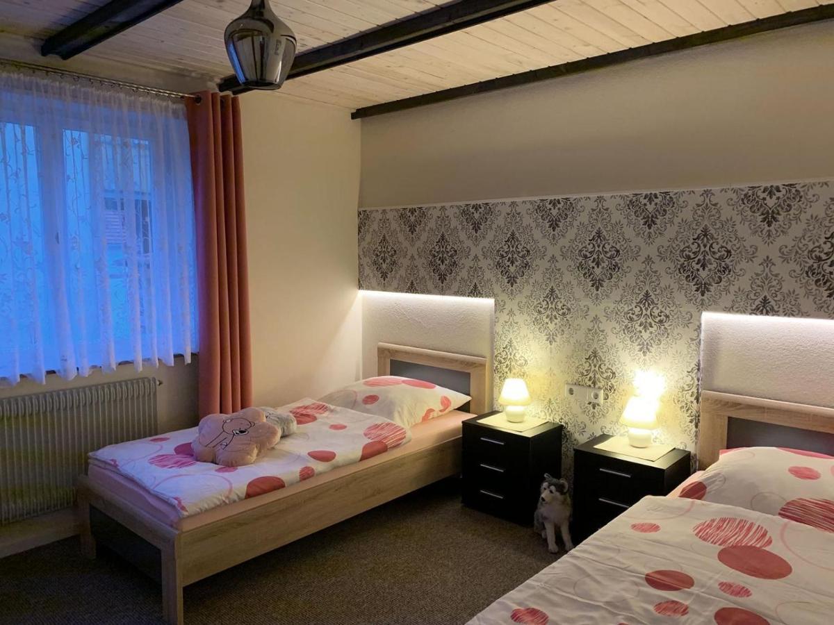 Ferienwohnung Bullentaele アルプシュタット エクステリア 写真